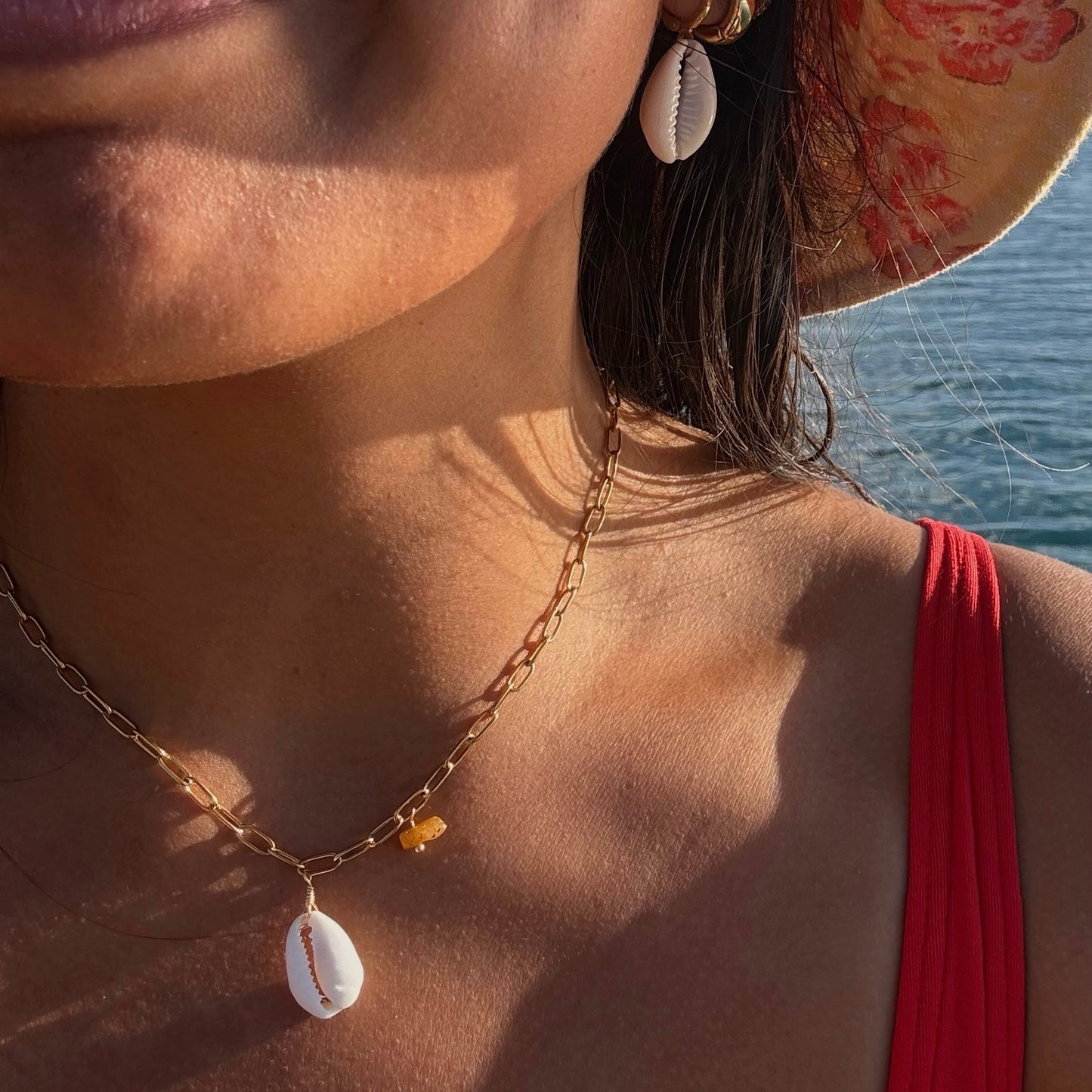 Gold White Cowrie Gem Necklace