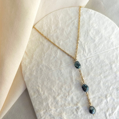 Midnight Pearl Lariat