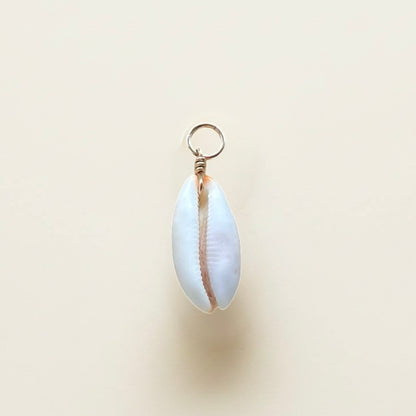 Isabella Cowrie Charm in Gold