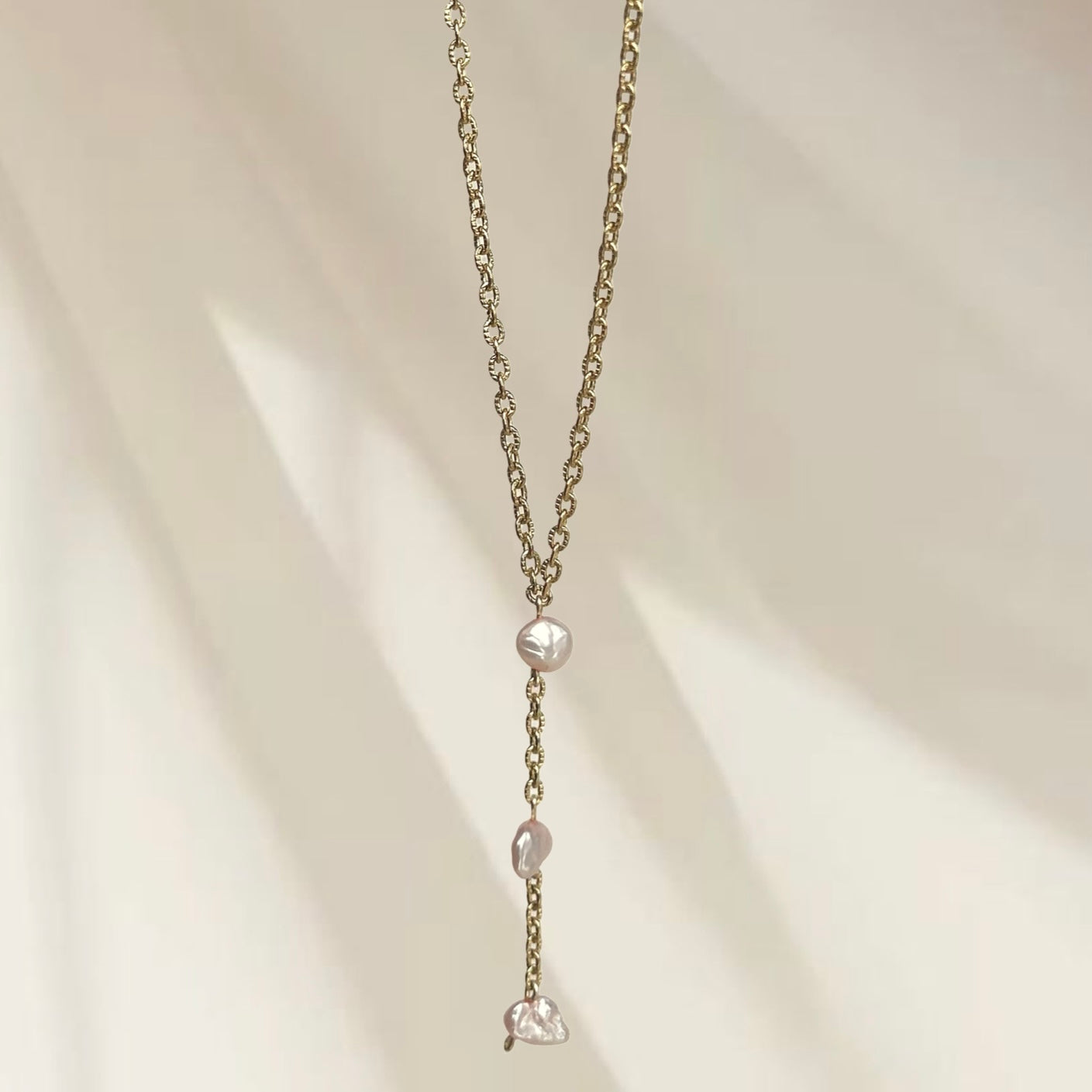 Pink Pearl Lariat Necklace
