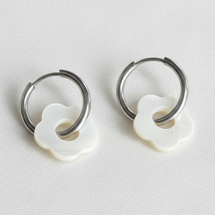 Silver Flower Huggies