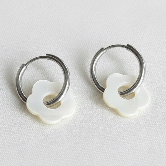 Silver Flower Huggies