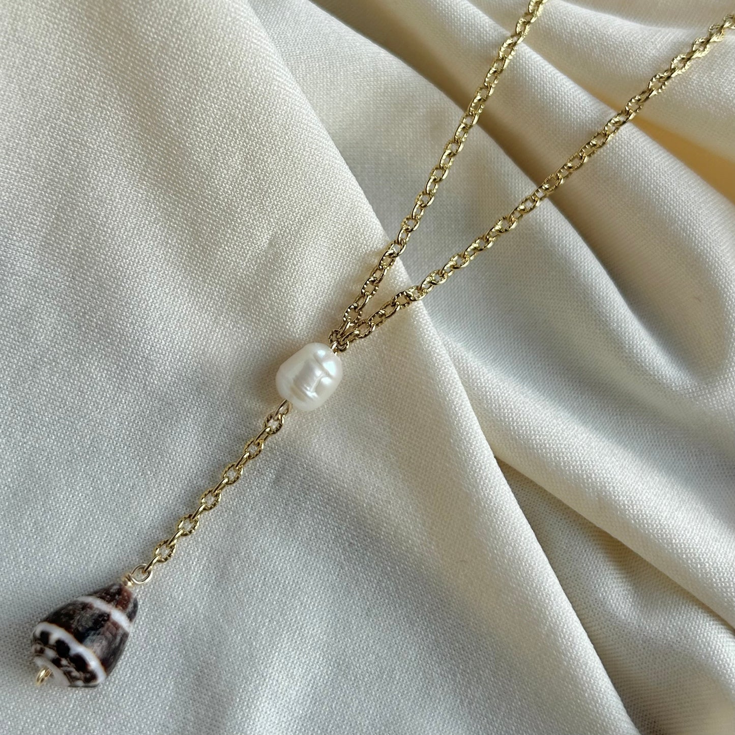 Black Textile Cone & Pearl Lariat Necklace