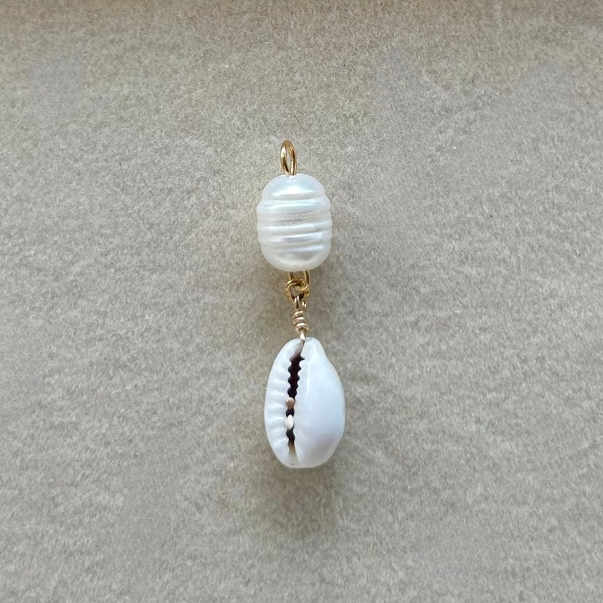 Pearl Cowrie Charm in Gold