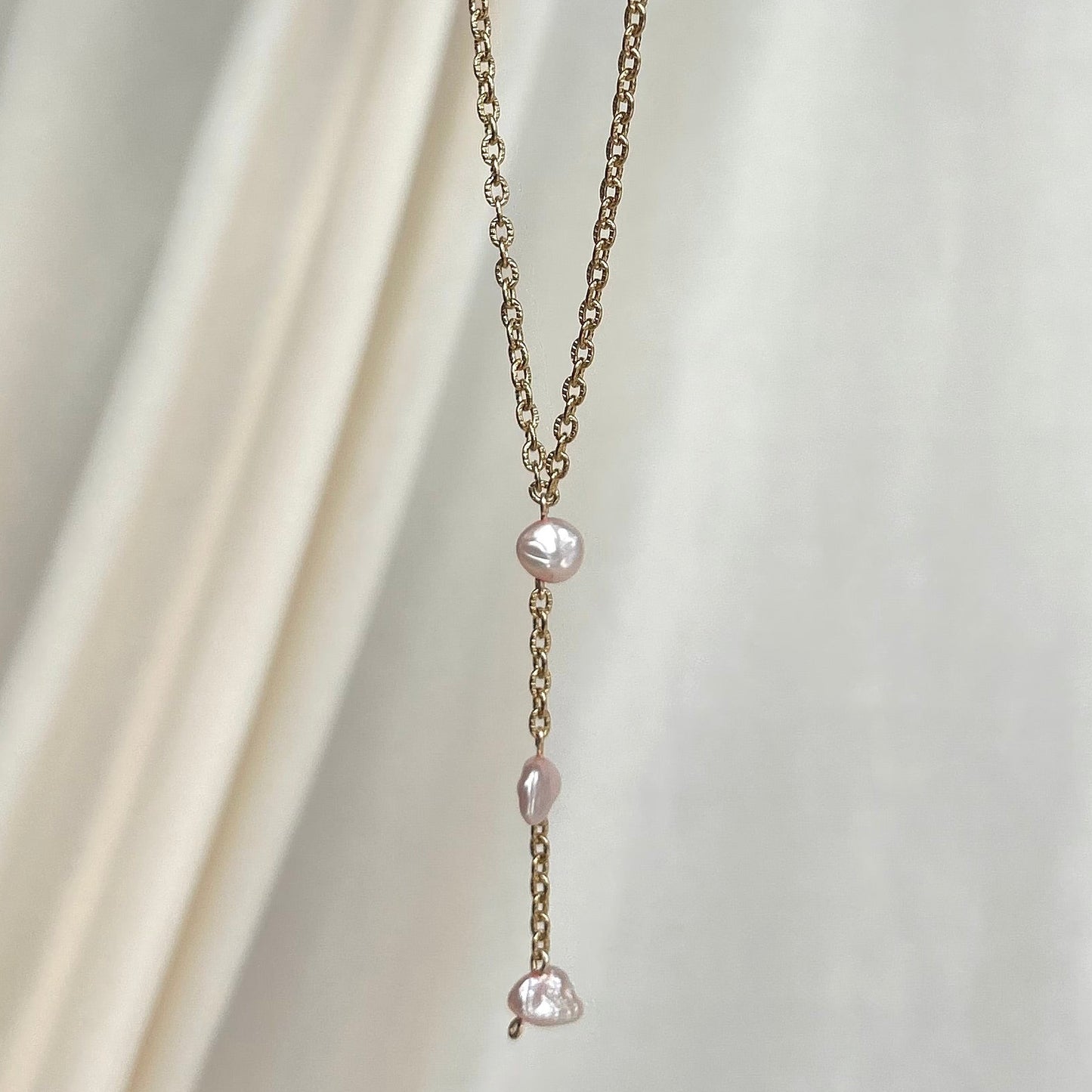 Pink Pearl Lariat Necklace