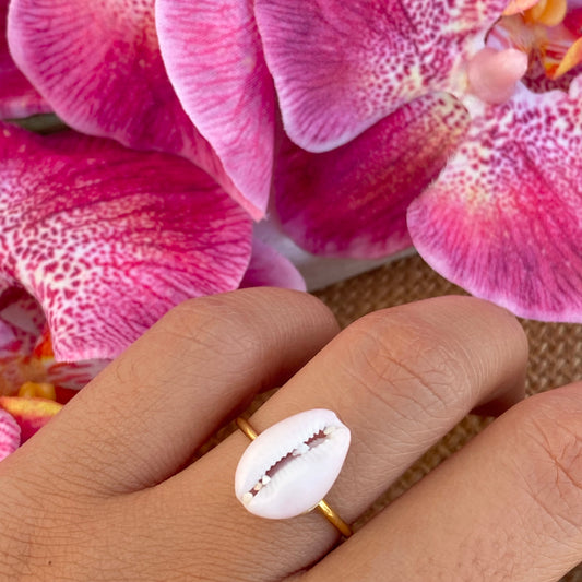 Isla Purple Cowrie Ring