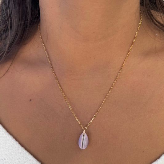 Single Purple Cowrie Necklace